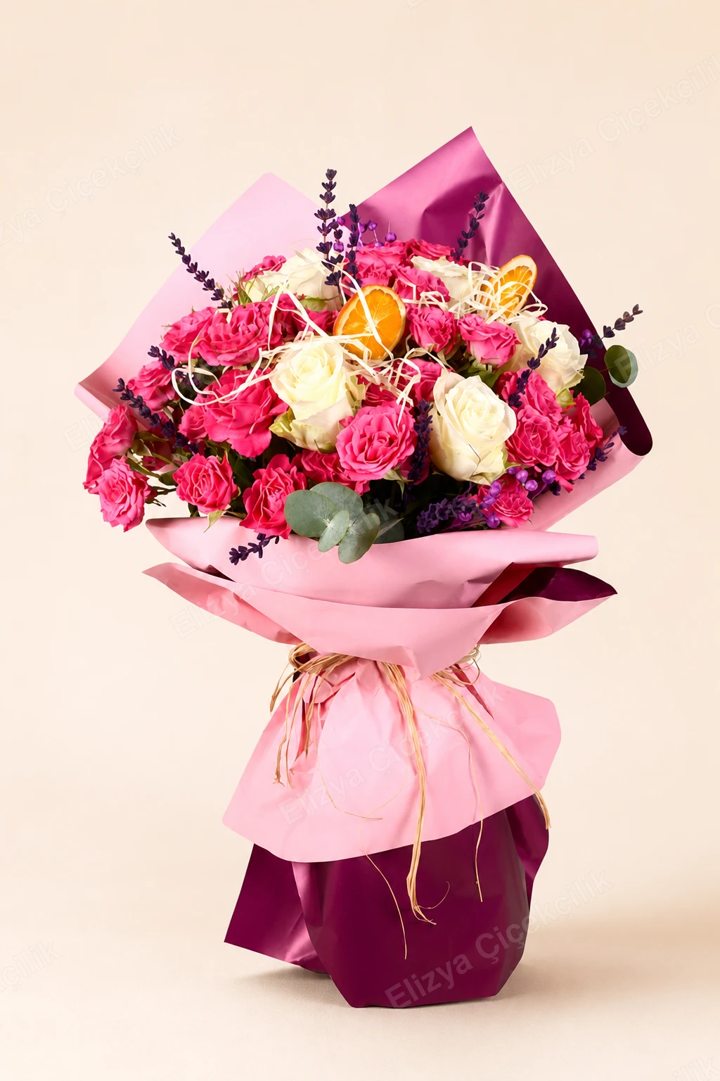 Rose Harmony — Pembe Çardak Gül ve Beyaz Gül