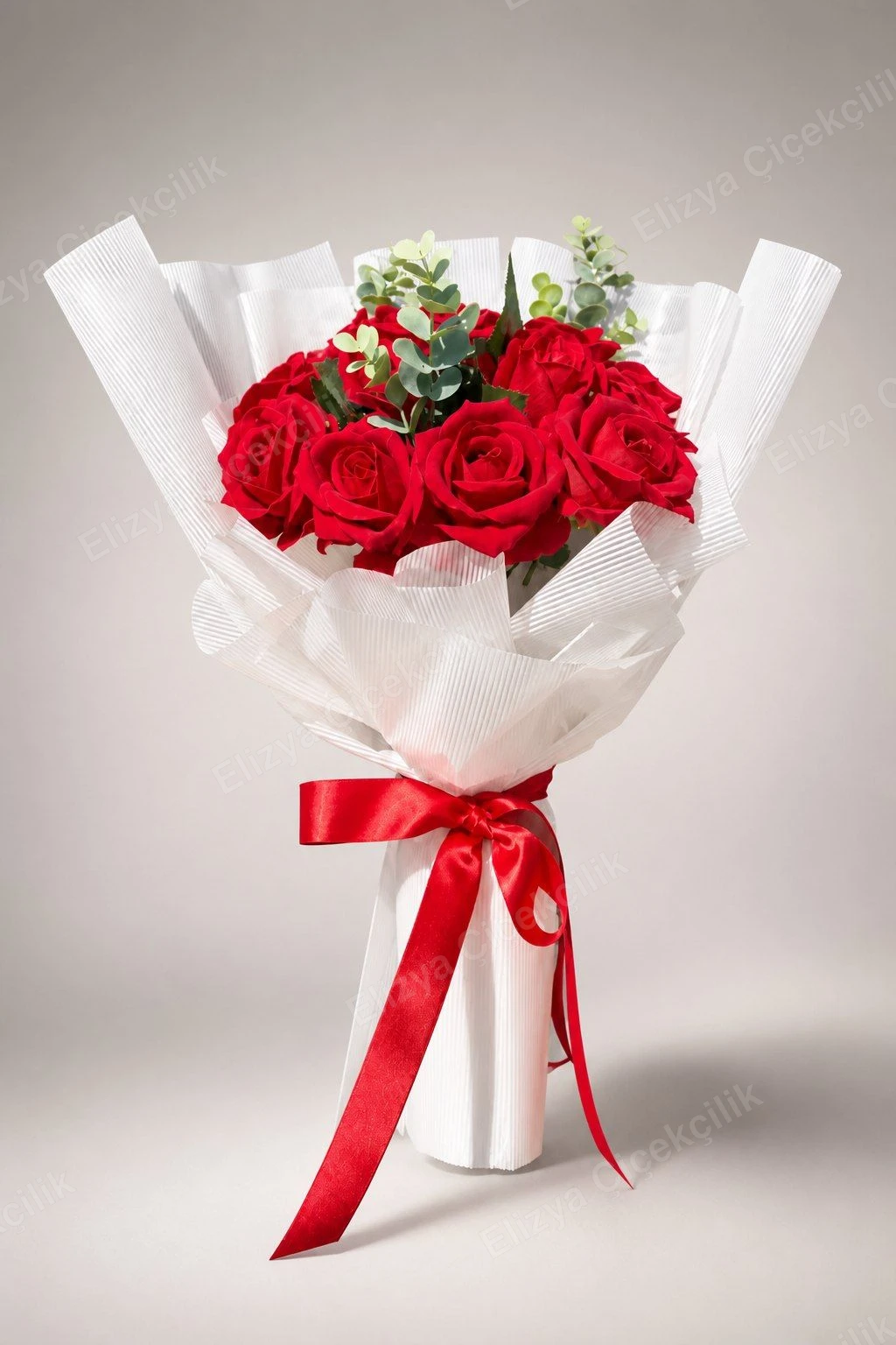 Eternal Romance — 20 Kırmızı Gül Buketi