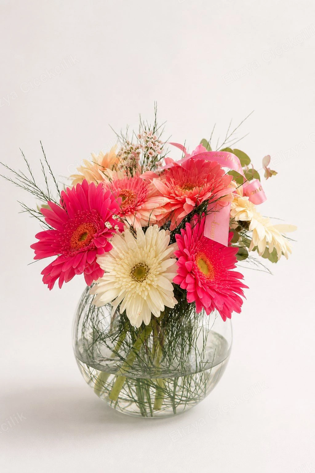 Joyful Bowl — Neşe Kâsesi — Gerbera Fanus Aranjmanı