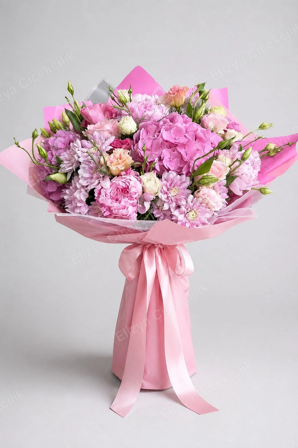 Blush Romance — Pembe Ortanca & Lisianthus Buketi