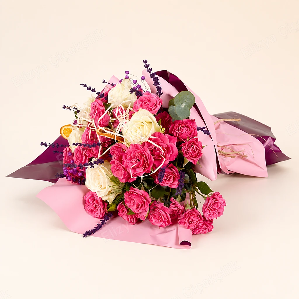 Rose Harmony — Pembe Çardak Gül ve Beyaz Gül — görsel 2