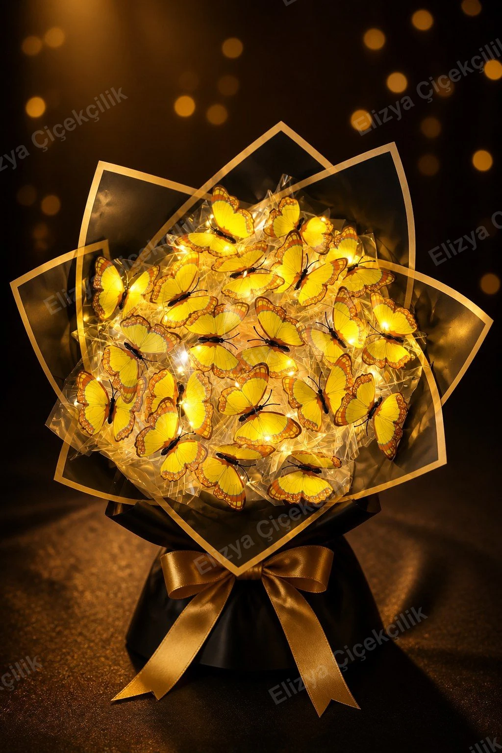 Golden Butterfly Charm — Işıklı Sarı Kelebek Buketi — görsel 2