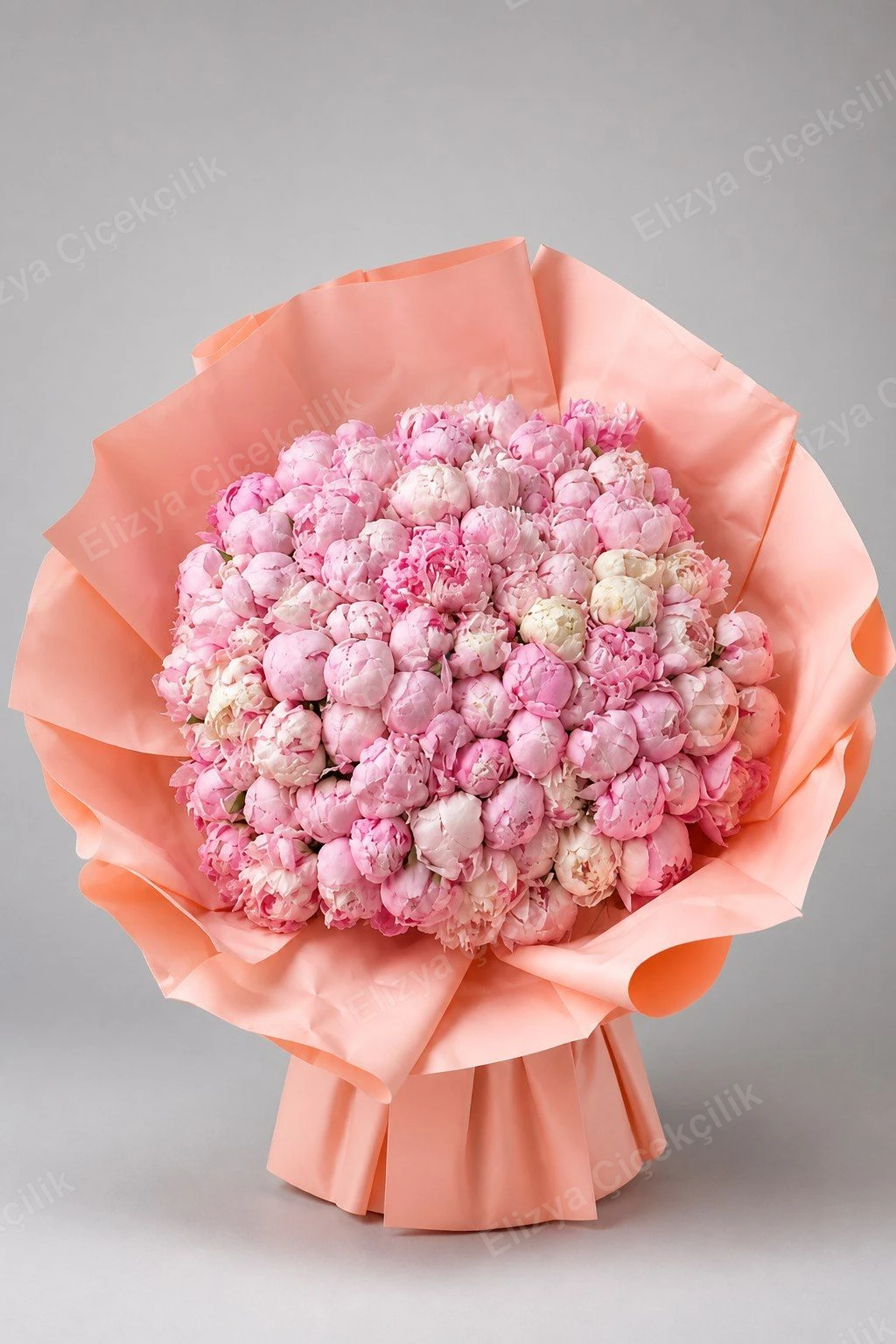 Hundred & One Peonies — 101 Pembe Şakayık Buketi - Somon Kraft Ambalajlı