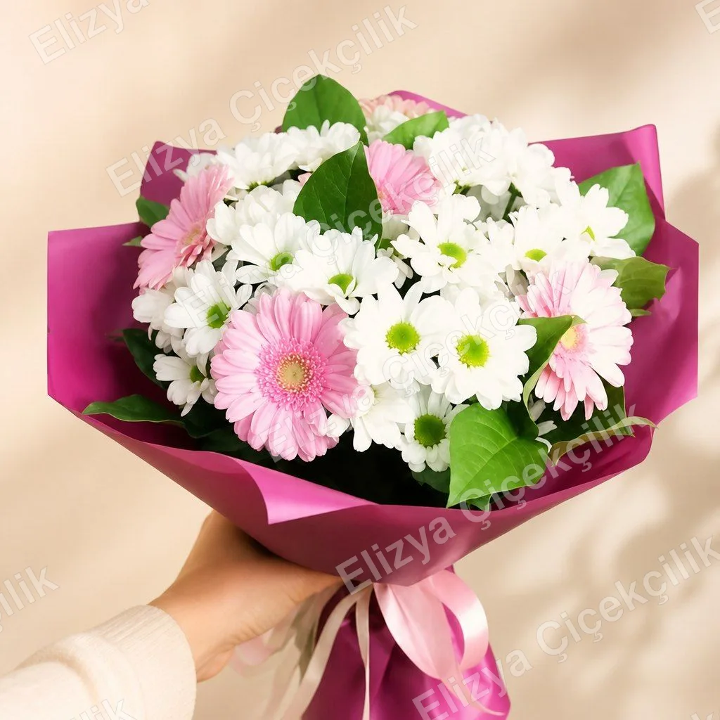 Rosy Harmony — Pembe Gerbera ve Beyaz Papatya Buketi
