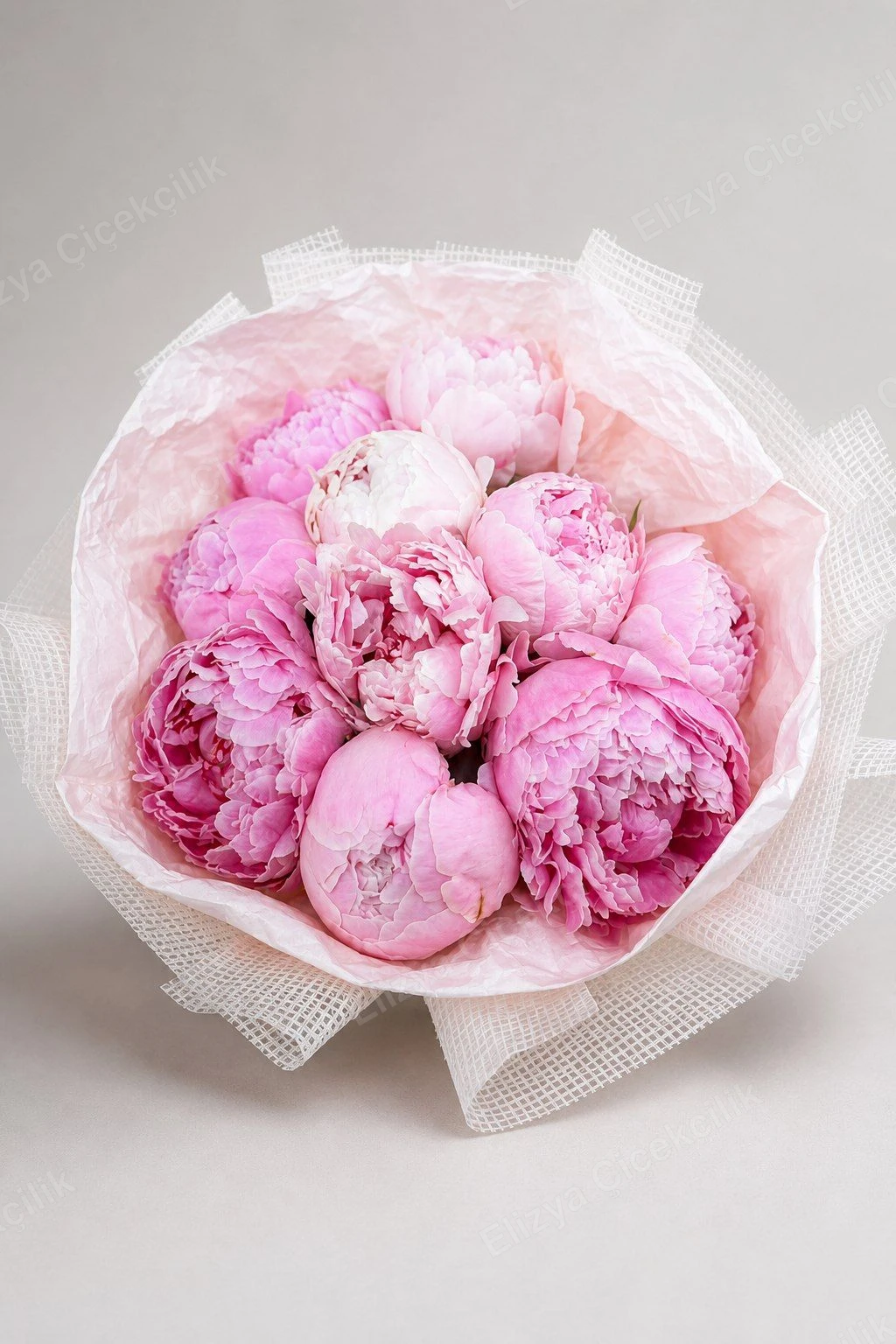 Rosé Éclat — 10 Şakayık Premium Buket (Pembe, Kraft Ambalajlı) — görsel 3