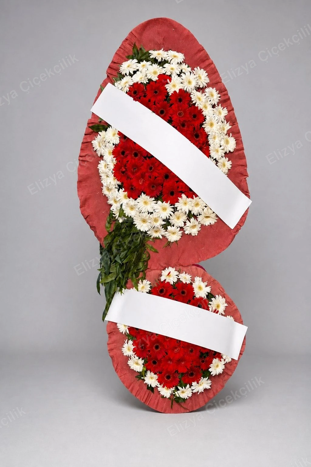 Prosperity Bloom — Kırmızı Beyaz Açılış Çelengi