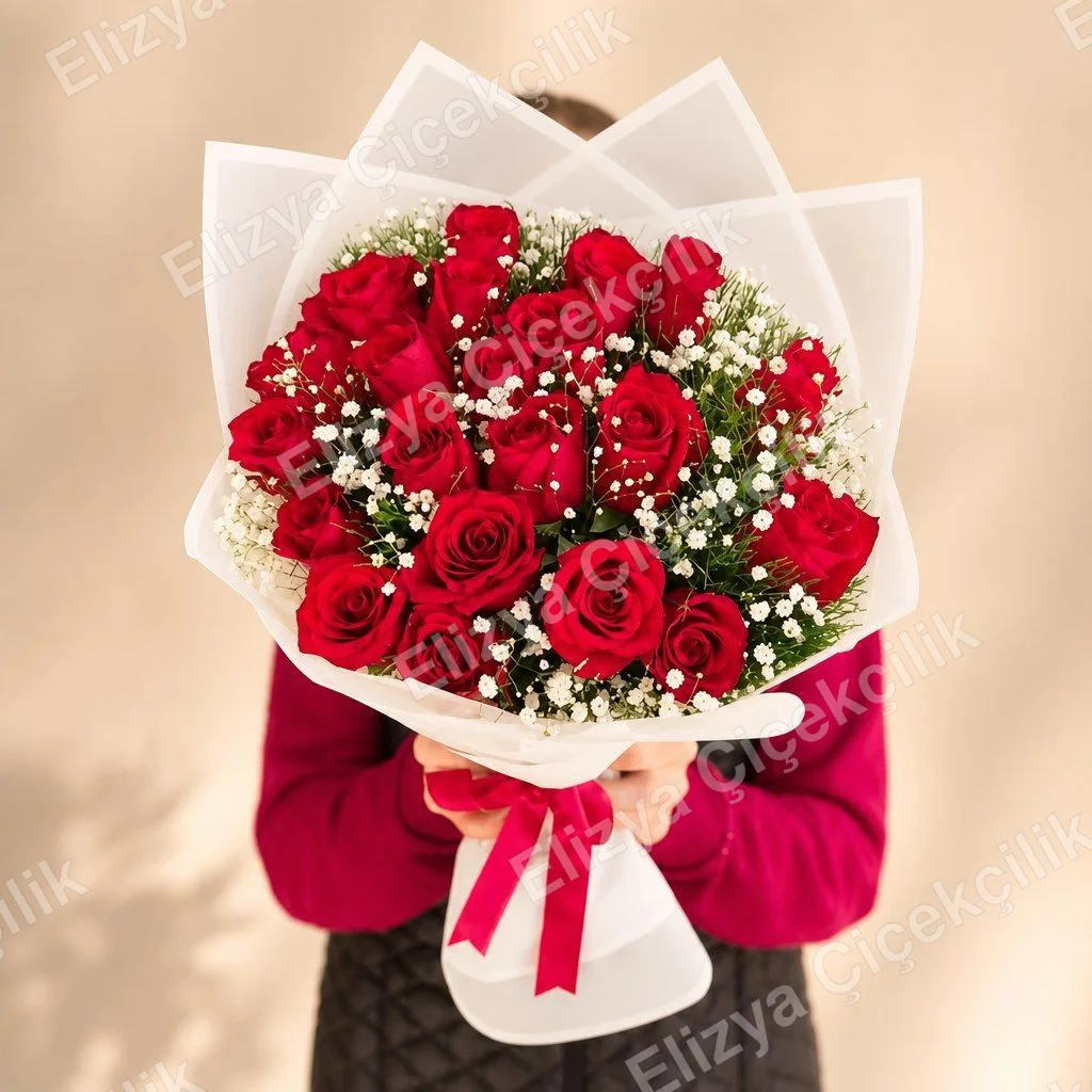 Scarlet Romance — Kırmızı Gül ve Cipsofilya Buketi