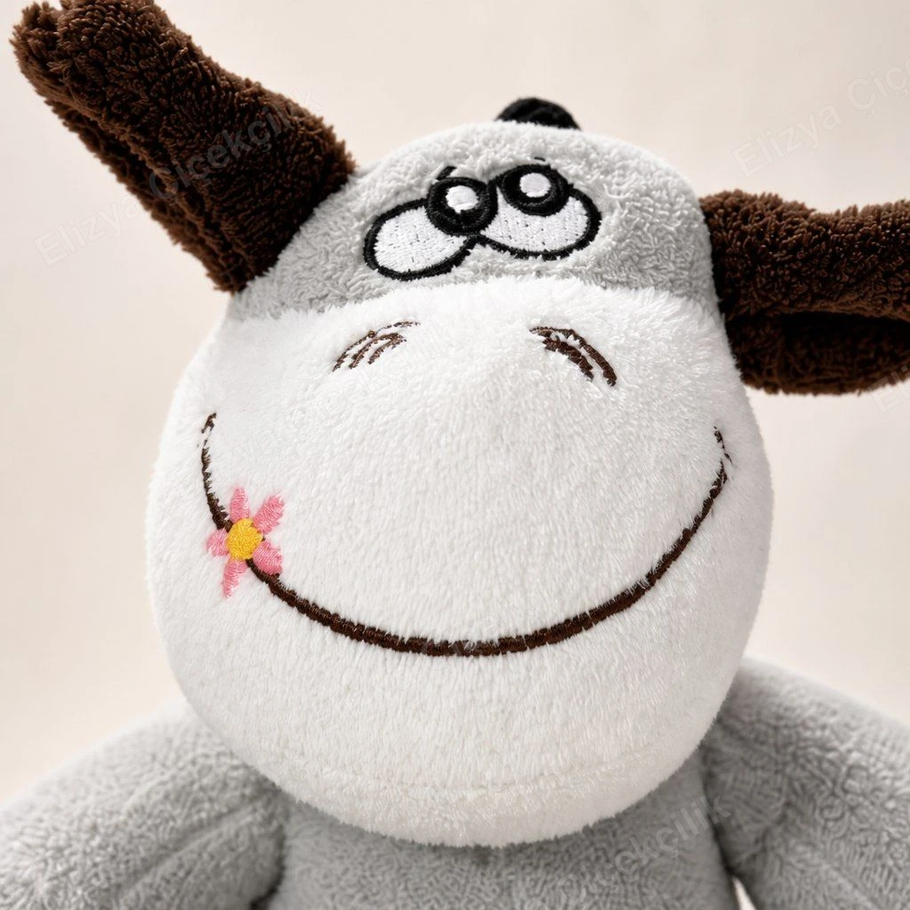 Moo Charm — Gülen İnek Peluş (25 cm) — görsel 2